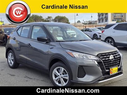 New 2025 Nissan Kicks Play S