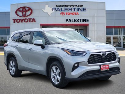 Used 2024 Toyota Highlander LE