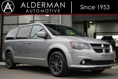 Used 2018 Dodge Grand Caravan SE