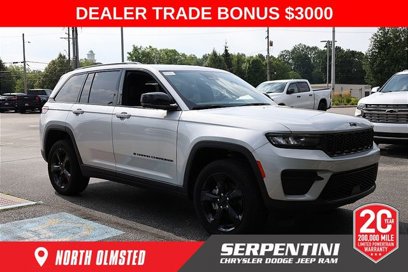 New 2024 Jeep Grand Cherokee Altitude