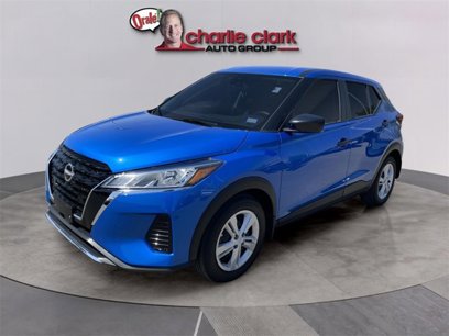 Certified 2025 Nissan Kicks Play S