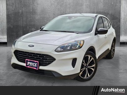 Used 2022 Ford Escape SE w/ SE Sport Appearance Package