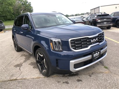 New 2025 Kia Telluride S