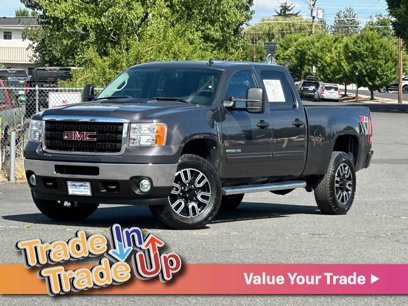 Used 2011 GMC Sierra 2500 SLE w/ SLE Preferred Package