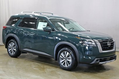 New 2025 Nissan Pathfinder SL