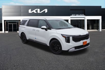 New 2025 Kia Carnival
