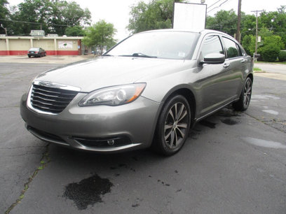 Used 2013 Chrysler 200 Touring w/ Cold Weather Group