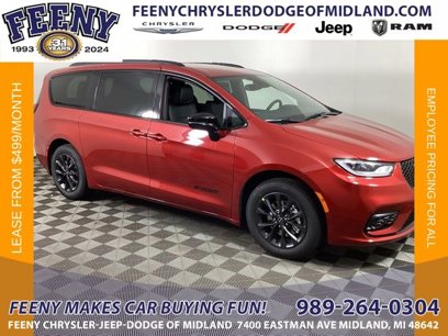 New 2025 Chrysler Pacifica Select