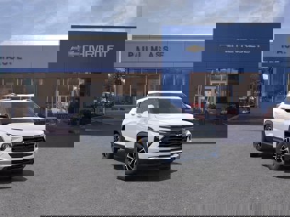 New 2025 Chevrolet TrailBlazer LT w/ Convenience Package