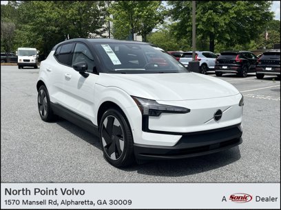 New 2025 Volvo EX30 Ultra w/ Climate Package