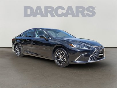Used 2022 Lexus ES 300h w/ Premium Package