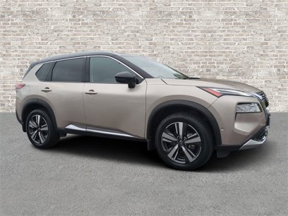 Used 2022 Nissan Rogue Platinum w/ Head-Up Display Package