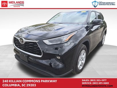 Used 2023 Toyota Highlander LE