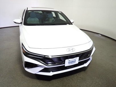 New 2025 Hyundai Elantra Limited