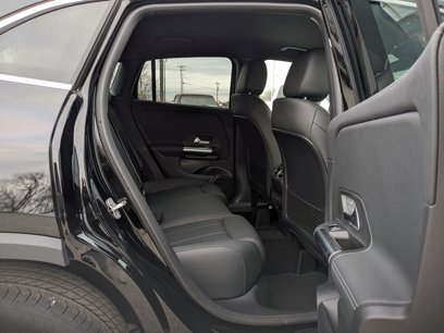New 2025 Mercedes-Benz GLA 250