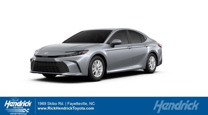 New 2025 Toyota Camry LE
