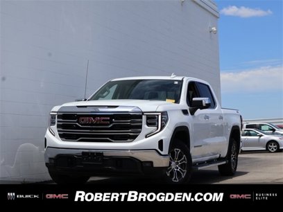Used 2022 GMC Sierra 1500 SLT w/ SLT Convenience Package