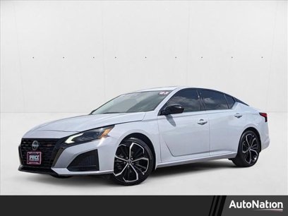 Used 2023 Nissan Altima 2.5 SR