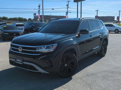 Used 2022 Volkswagen Atlas SE w/ Black Wheel Package