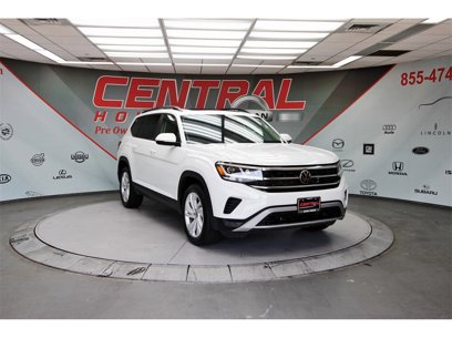 Used 2023 Volkswagen Atlas SE w/ Panoramic Sunroof Package