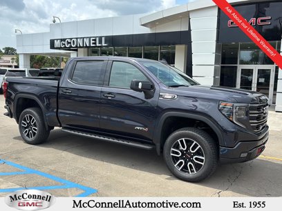New 2025 GMC Sierra 1500 AT4 w/ AT4 Premium Package
