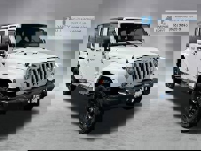 Used 2017 Jeep Wrangler Unlimited Sahara w/ Connectivity Group