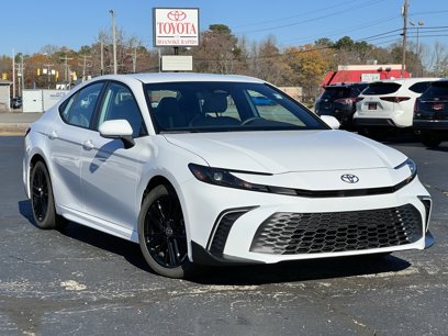 Used 2025 Toyota Camry SE w/ Convenience Package