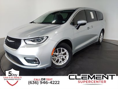 Used 2023 Chrysler Pacifica Touring-L