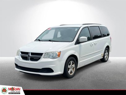 Used 2012 Dodge Grand Caravan SXT w/ UConnect Hands-Free Group