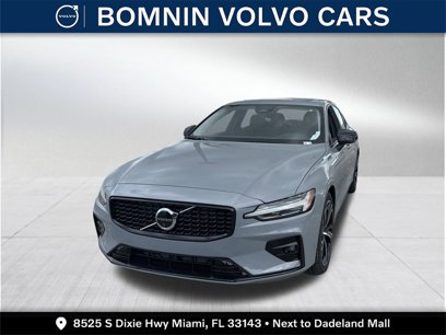 New 2025 Volvo S60 B5 Plus w/ Protection Package Premier