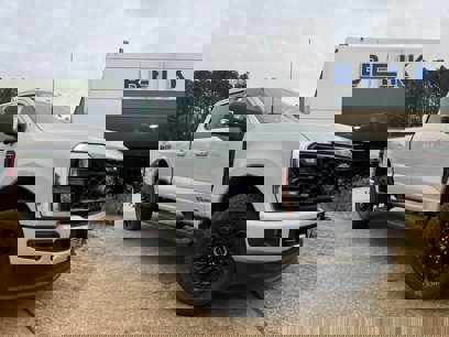 New 2025 Ford F250 Lariat w/ Black Appearance Package