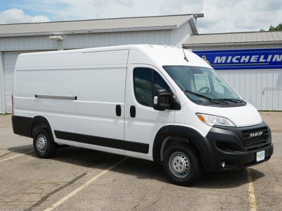 New 2025 RAM ProMaster 3500 w/ Convenience Group