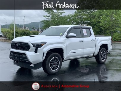 Used 2025 Toyota Tacoma TRD Sport
