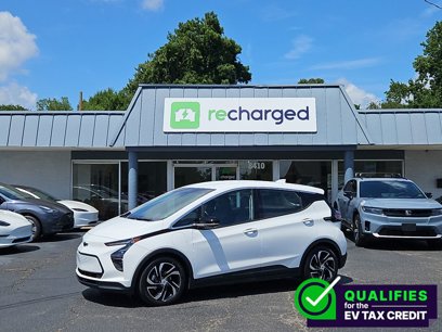 Used 2022 Chevrolet Bolt LT w/ Infotainment Package