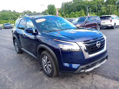 Used 2024 Nissan Pathfinder SL