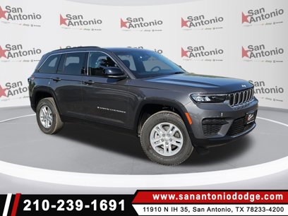New 2025 Jeep Grand Cherokee Laredo w/ Luxury Tech Group I