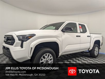 New 2024 Toyota Tacoma SR5