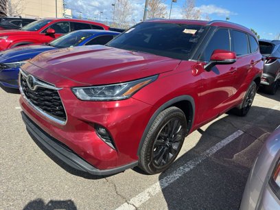 Used 2023 Toyota Highlander Limited