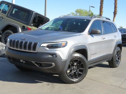 Used 2019 Jeep Cherokee Trailhawk w/ Trailer Tow Group