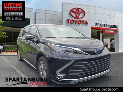 Used 2024 Toyota Sienna XLE