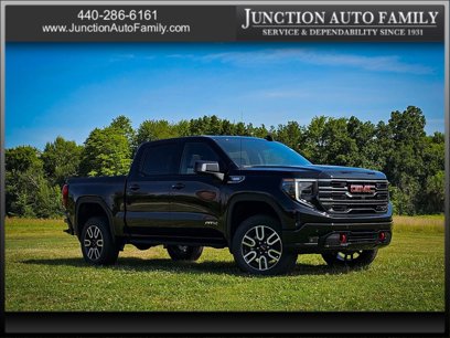 New 2025 GMC Sierra 1500 AT4 w/ AT4 Premium Package