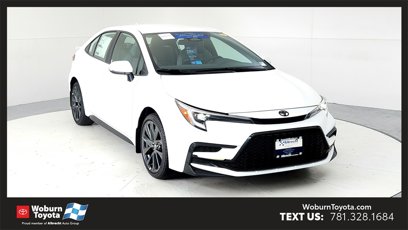 New 2025 Toyota Corolla SE