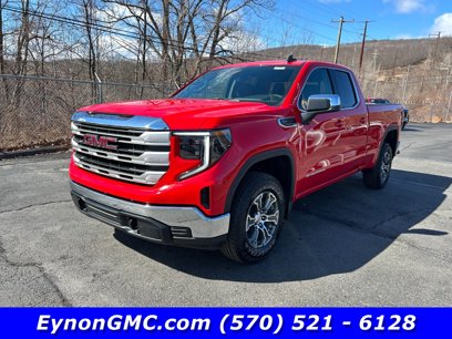 New 2025 GMC Sierra 1500 SLE w/ Preferred Package