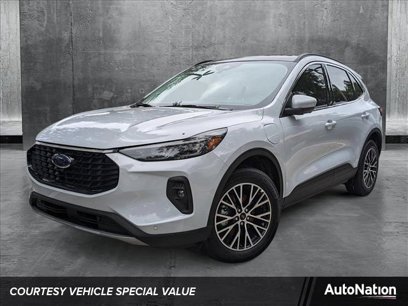 New 2025 Ford Escape SE w/ PHEV Premium Package