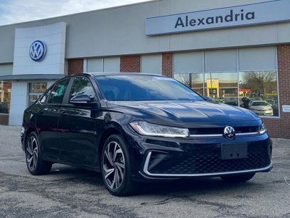Certified 2025 Volkswagen Jetta SEL