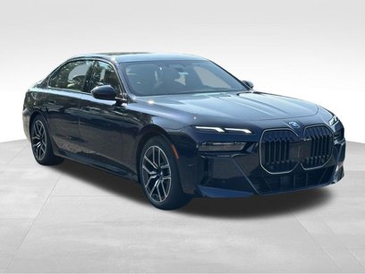 New 2025 BMW 760i xDrive
