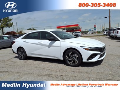 New 2025 Hyundai Elantra SEL