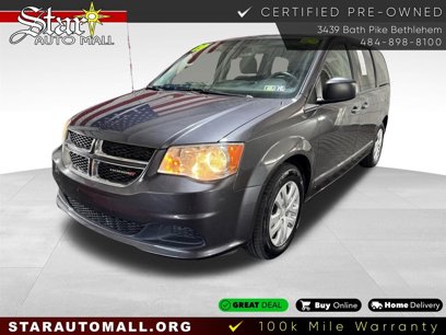 Used 2019 Dodge Grand Caravan SE w/ UConnect Hands-Free Group