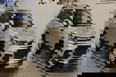 Used 2022 Chevrolet Trax LT w/ LT Convenience Package