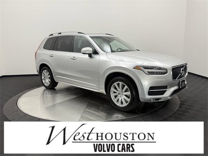 Used 2017 Volvo XC90 T6 Momentum w/ Vision Package